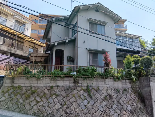 【土地・上物あり】庭付き戸建 広島市東区牛田東2丁目の画像3