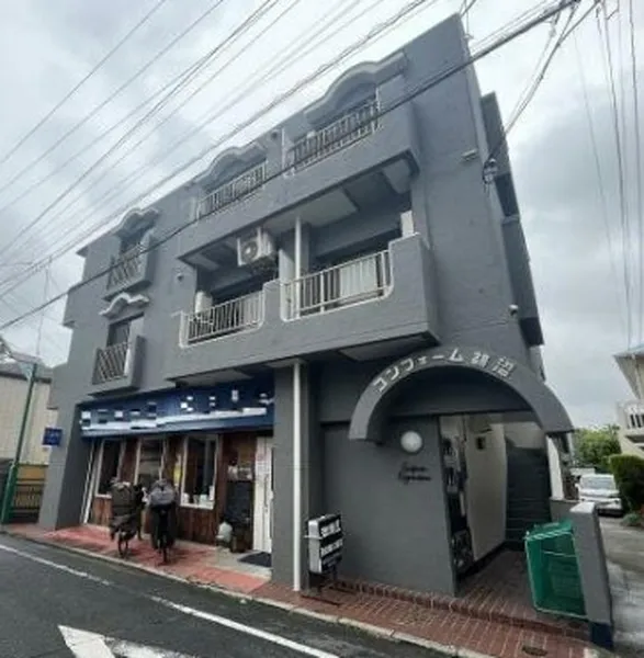 神奈川県藤沢市本鵠沼3丁目の画像