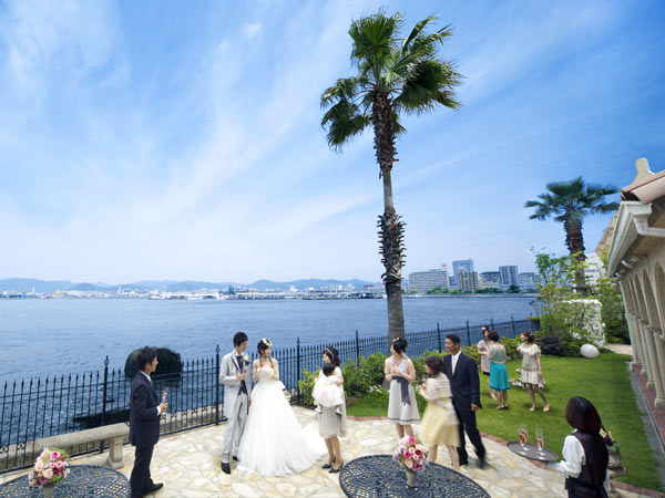海辺の結婚式写真